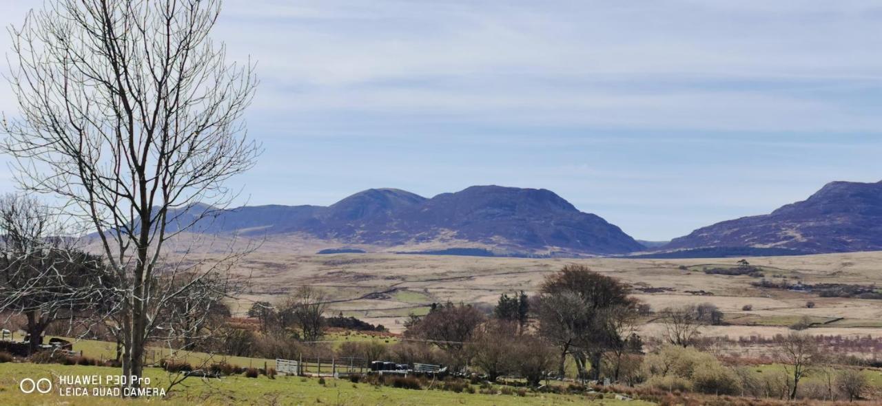 Snowdonia National Park Log Cabin With Garden Trawsfynydd Ngoại thất bức ảnh
